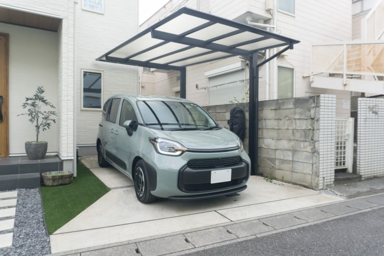 狭小住宅での駐車場スペース確保の難しさ